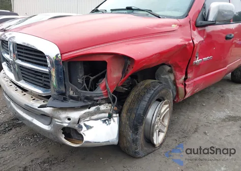 2006 Dodge Ram 1500 Slt/Trx4 Off Road/Sport z USA, uszkodzony, nr VIN 1D7HU18N56J132404